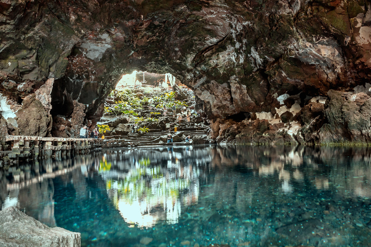 jameos-del-agua.jpg